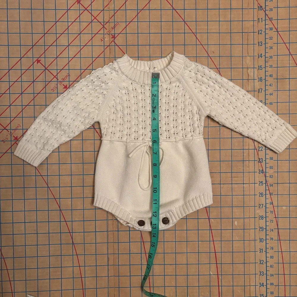 Unbranded darling sweater